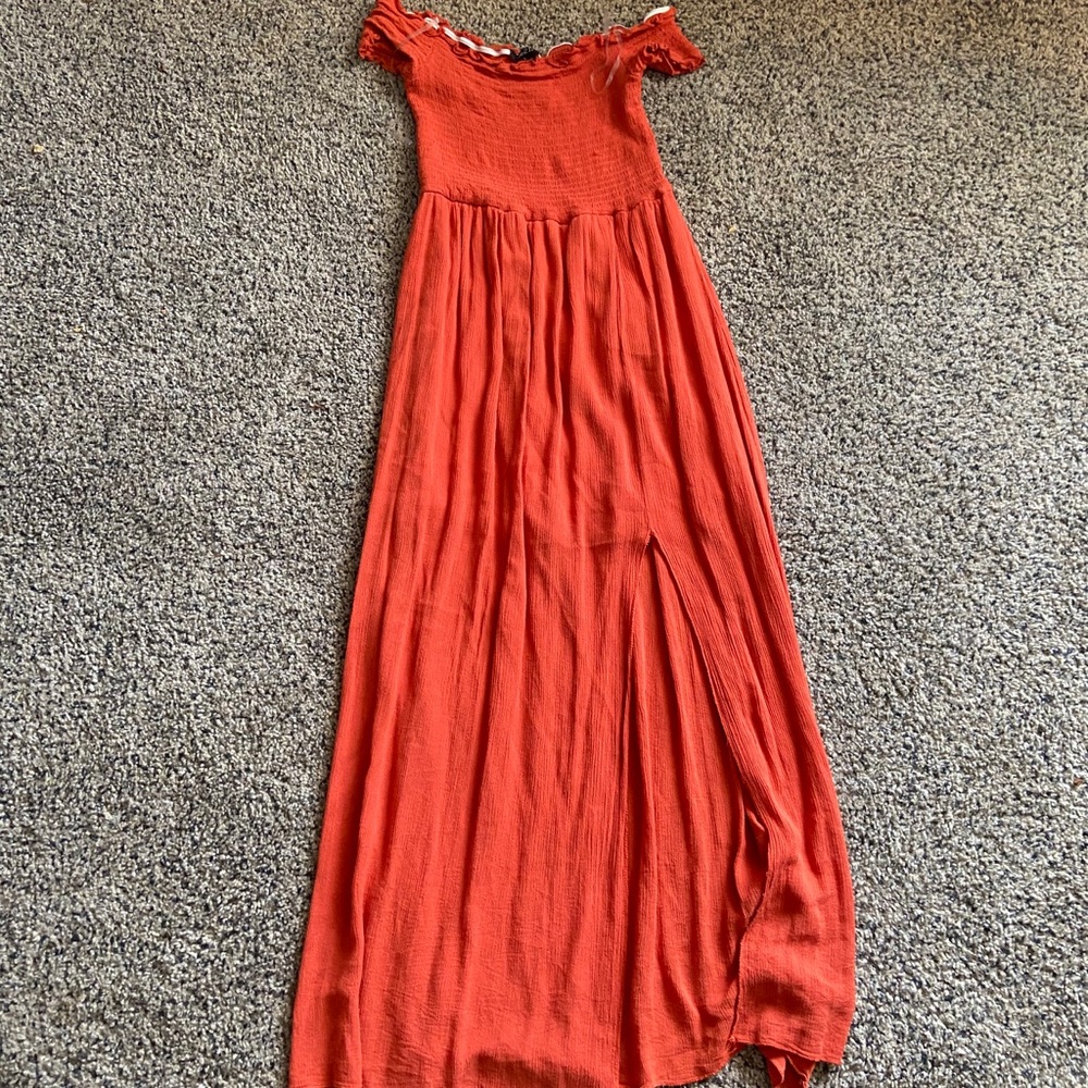 Burnt orange long dress with slit 🧡